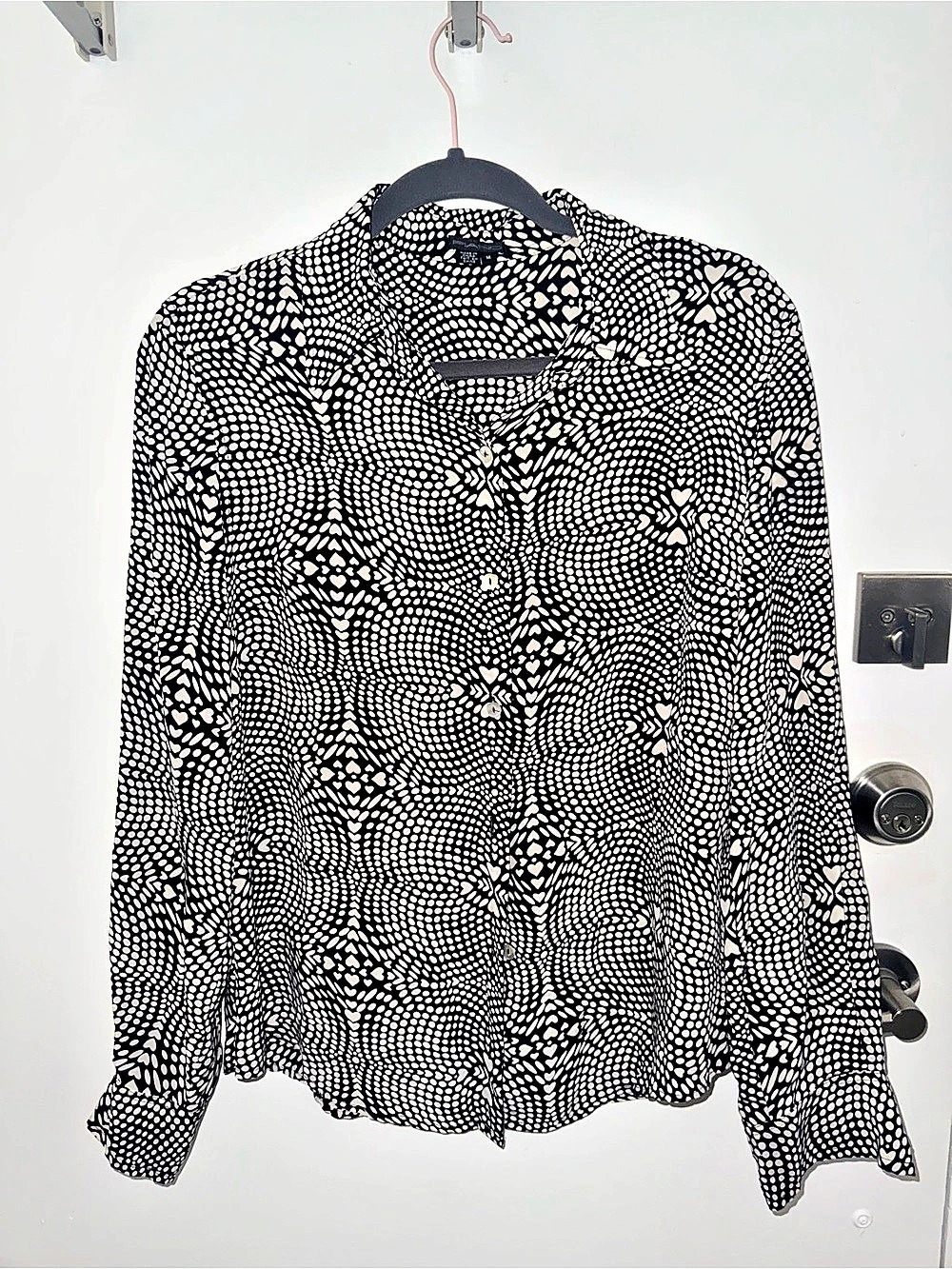 100% Silk Piano Blouse in Black & White Size Medium